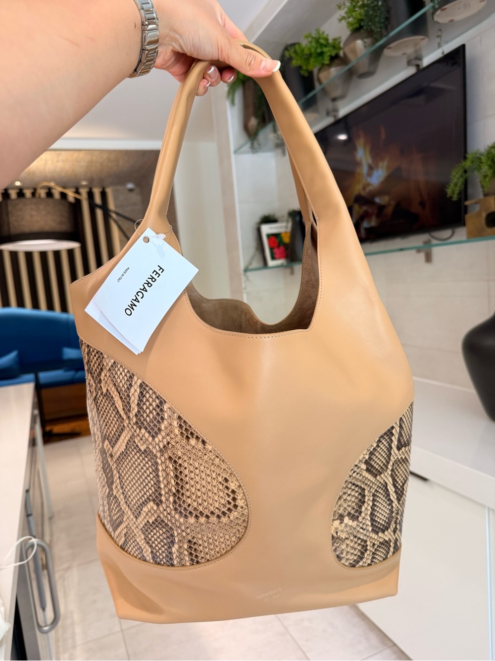 Ferragamo‎ Python Cutout Shoulder Hobo Bag Light Camel Leather With Pouch $3000